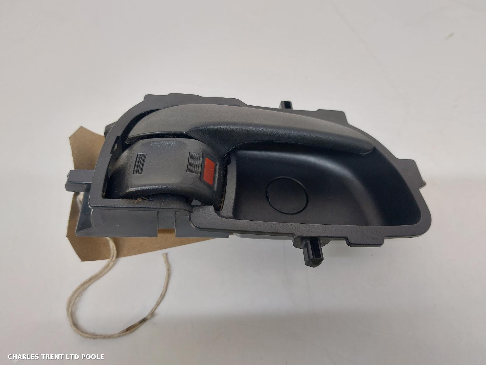 2015 - TOYOTA - AYGO - DOOR HANDLE