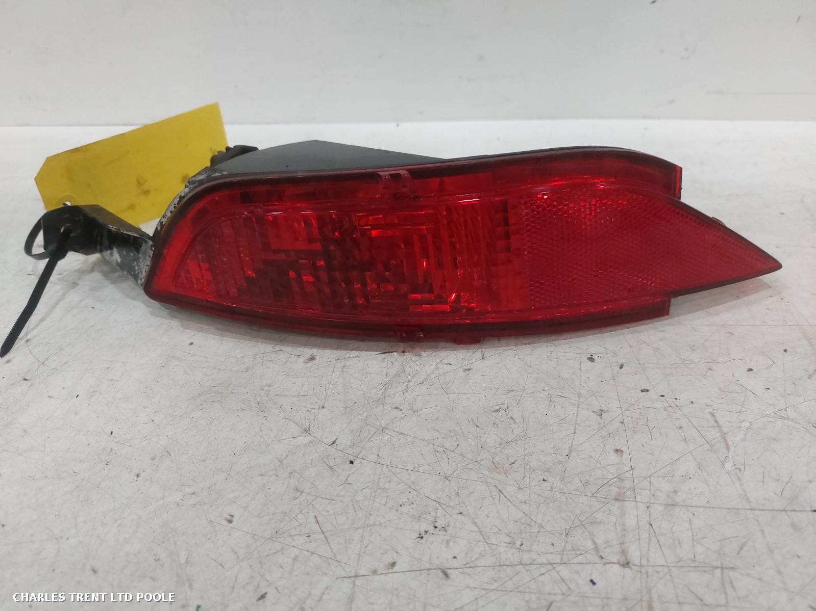 2011 - FORD - FIESTA - FOG LIGHT / FOG LAMP