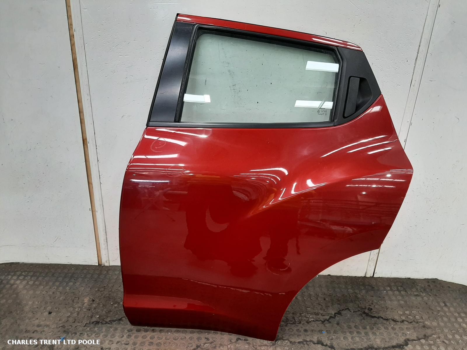 2013 - NISSAN - JUKE - DOOR (REAR - LEFT / PASSENGER SIDE)