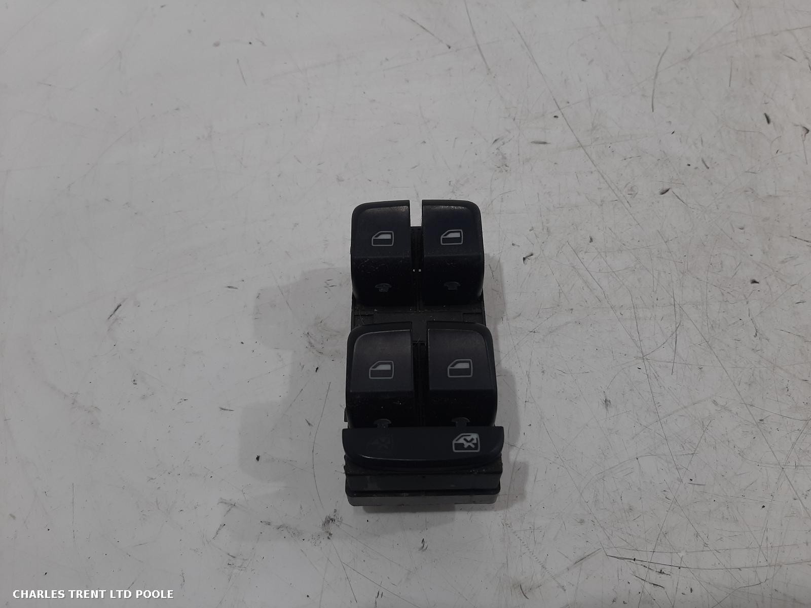 2011 - AUDI - Q5 - WINDOW SWITCH