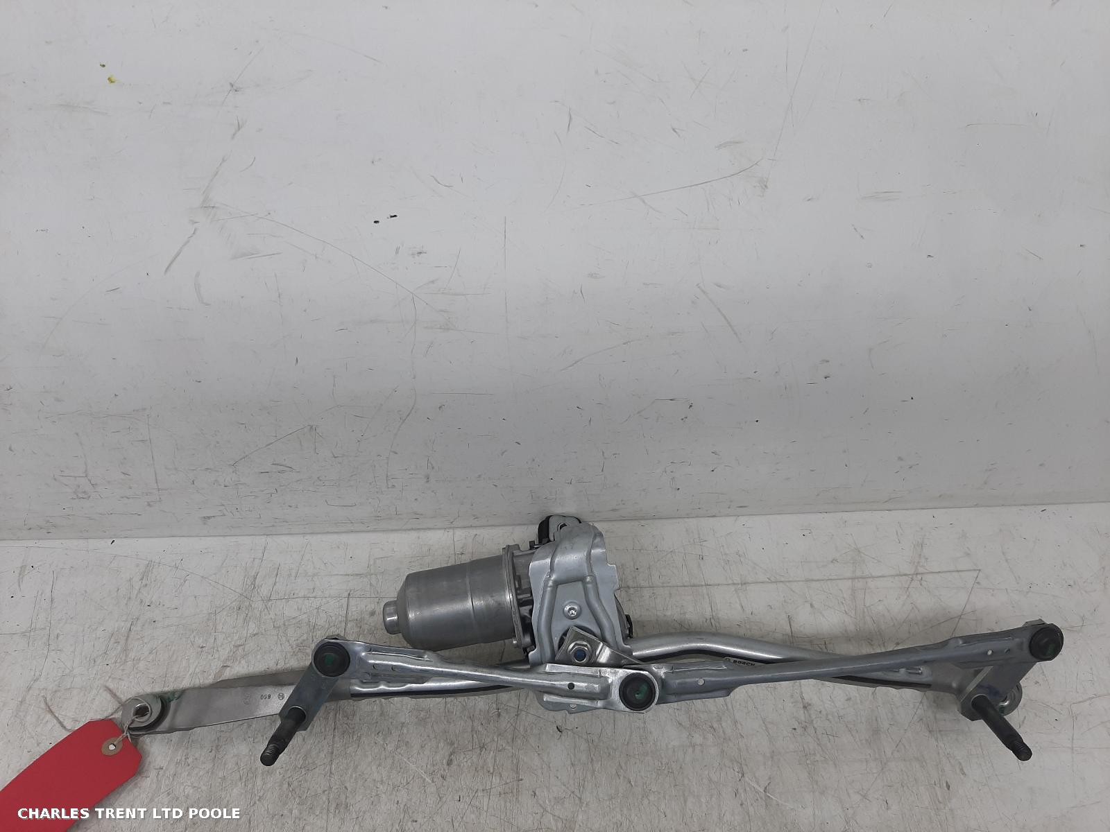 2021 - BMW - 1 SERIES - WIPER MOTOR (FRONT)