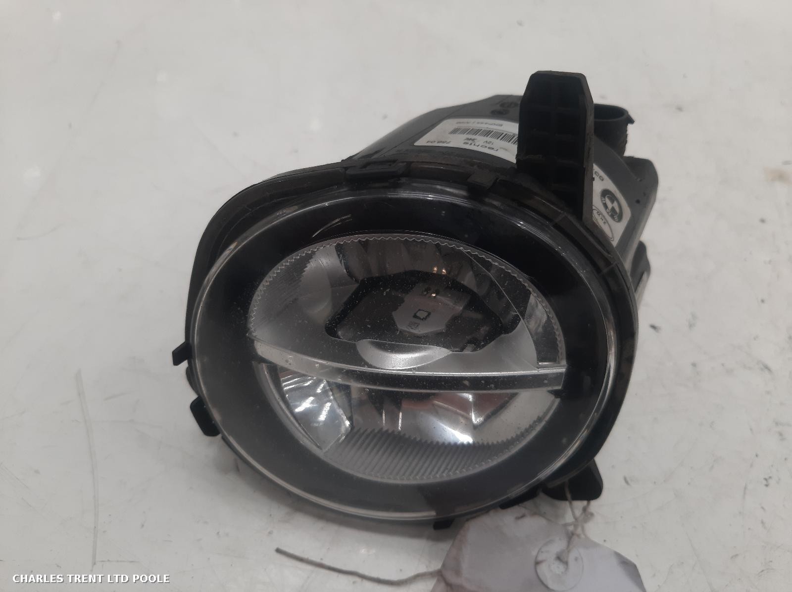 2015 - BMW - 3 SERIES - FOG LIGHT / FOG LAMP