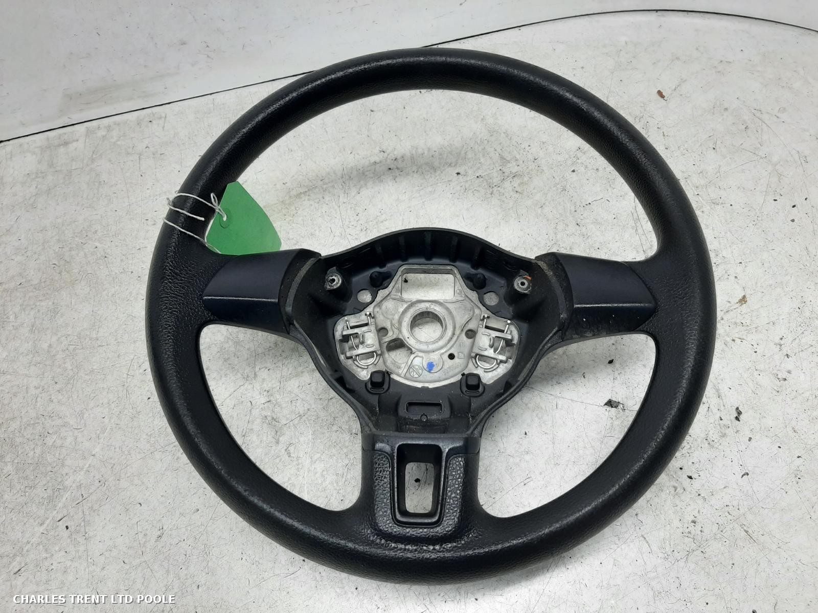 2010 - VOLKSWAGEN - POLO - STEERING WHEEL