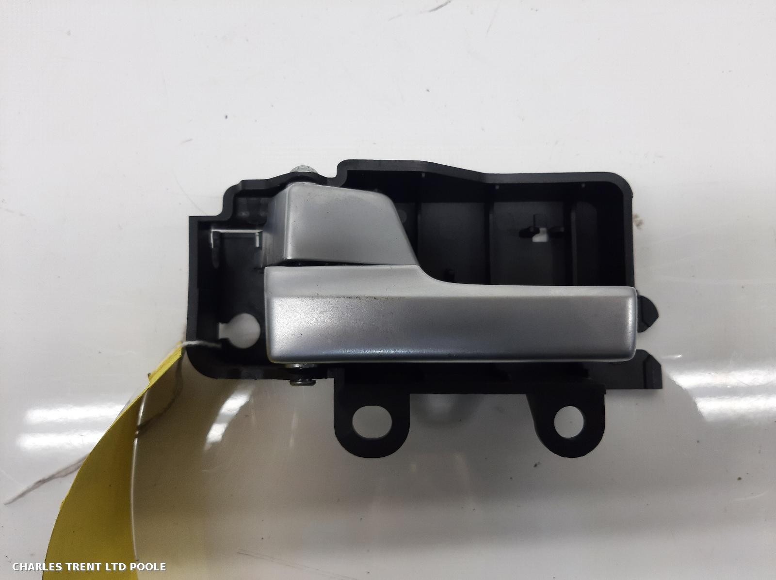 2007 - FORD - FOCUS - DOOR HANDLE