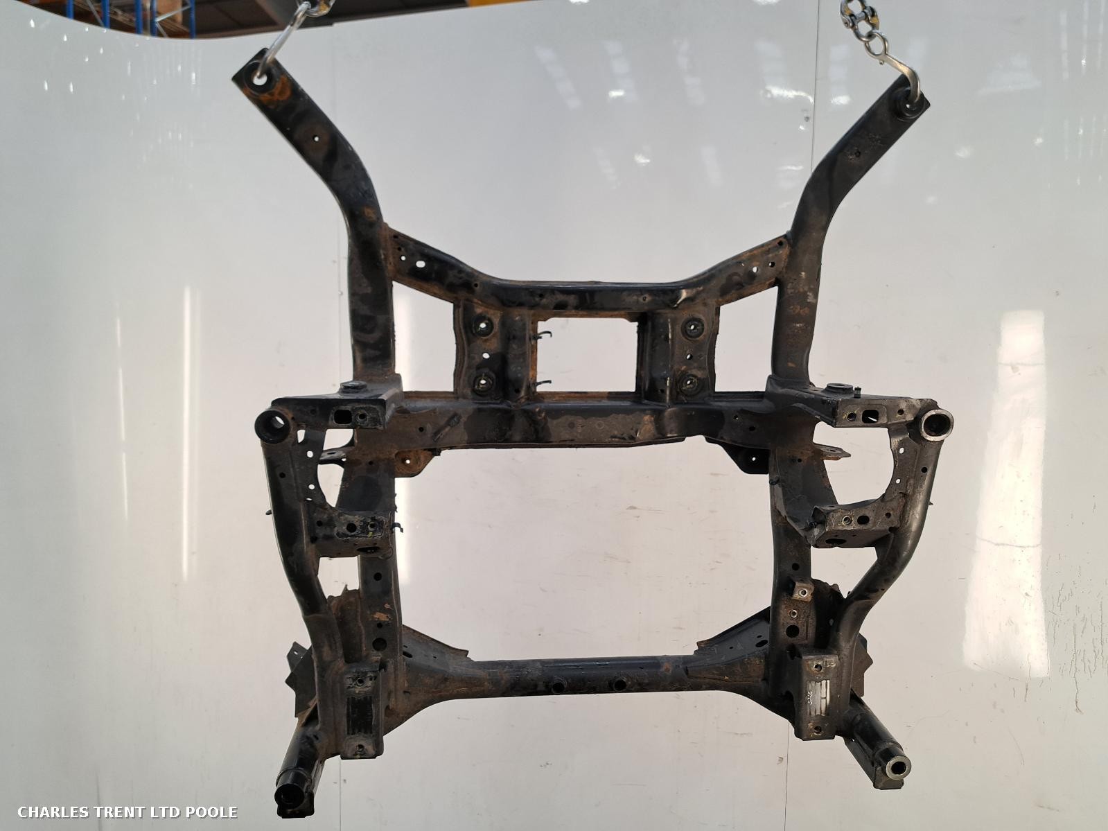 2018 - JAGUAR - F-PACE - SUBFRAME (FRONT)