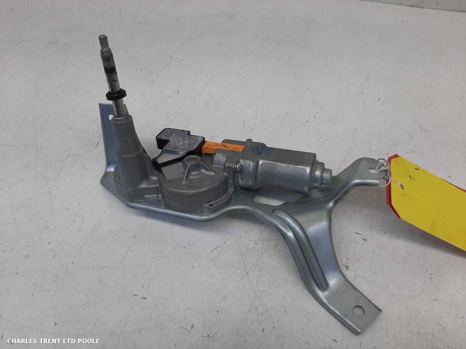 2014 - HONDA - JAZZ - WIPER MOTOR (REAR)