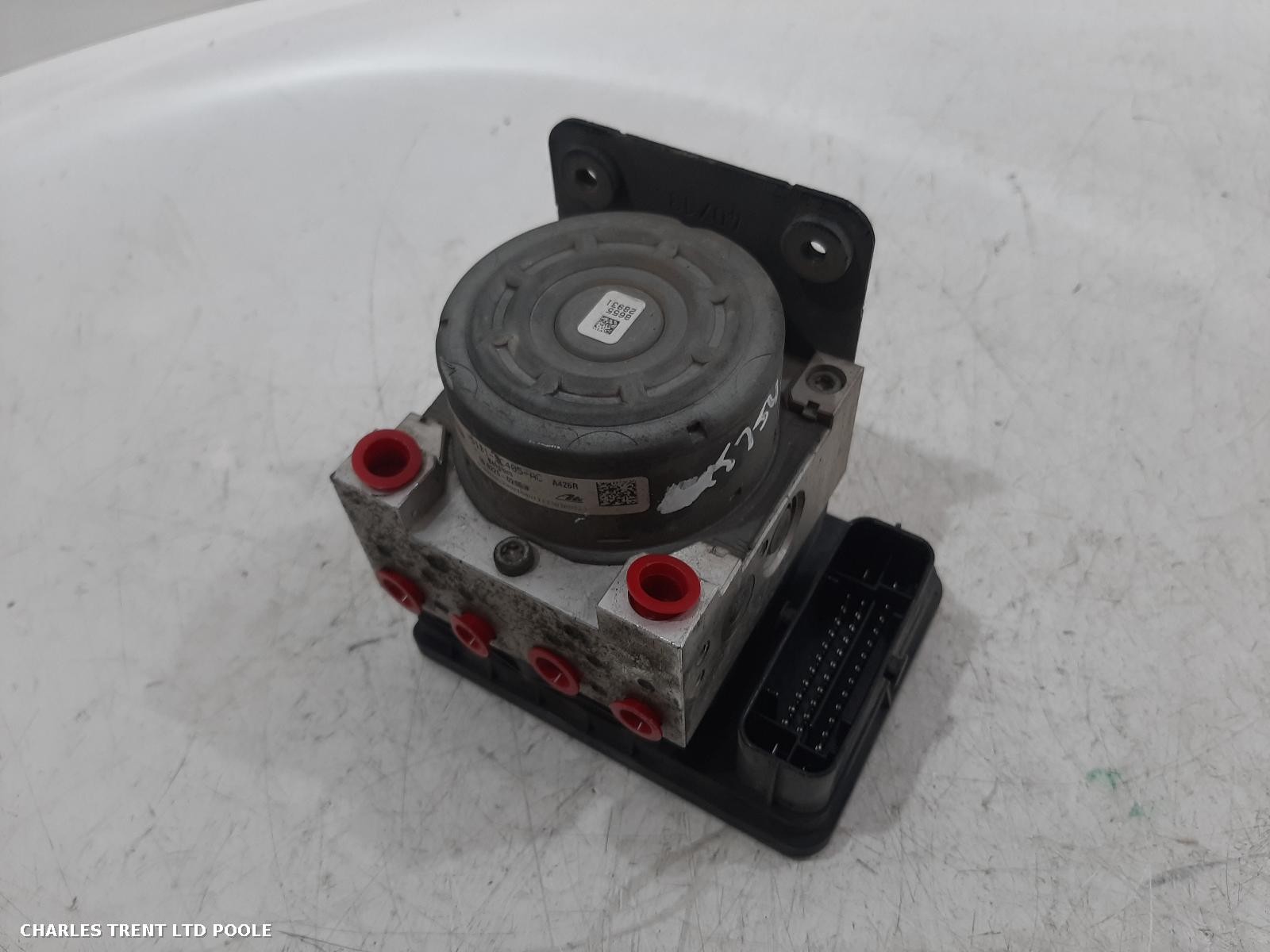 2013 - FORD - FIESTA - ABS PUMP