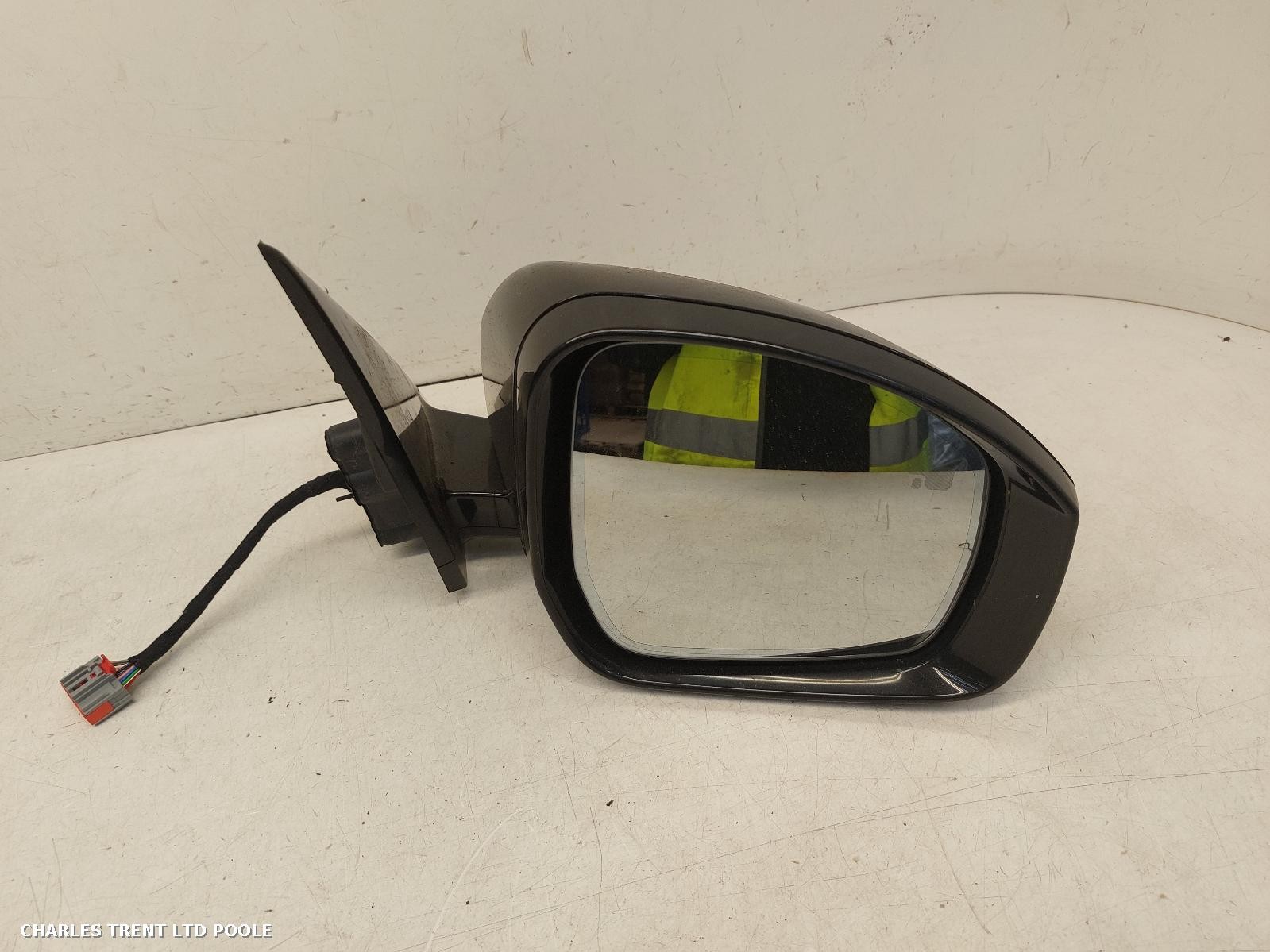 2016 - LAND ROVER - RANGE ROVER SPORT - DOOR MIRROR / WING MIRROR (RIGHT / DRIVER SIDE)