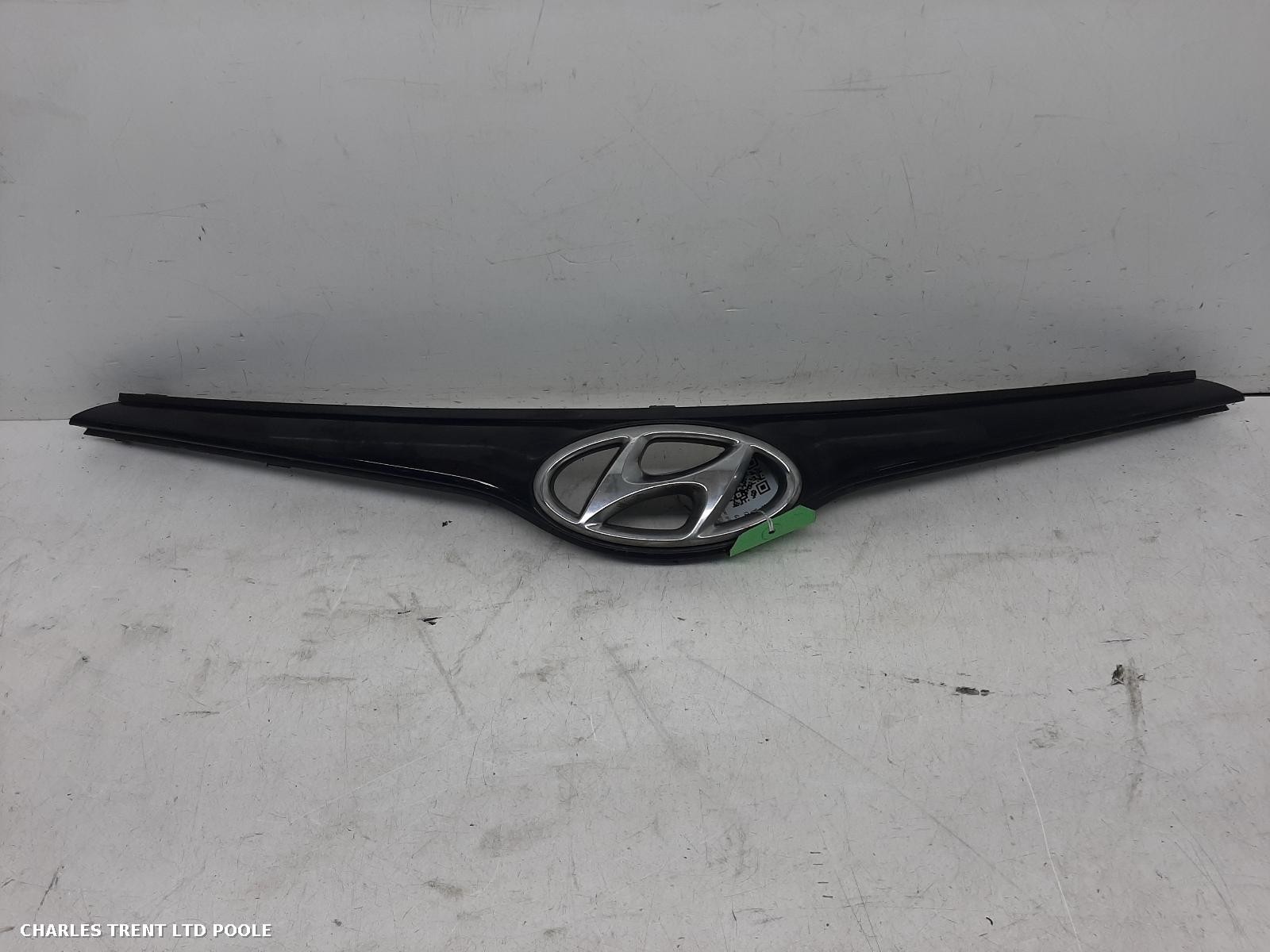 2013 - HYUNDAI - I20 - GRILLE