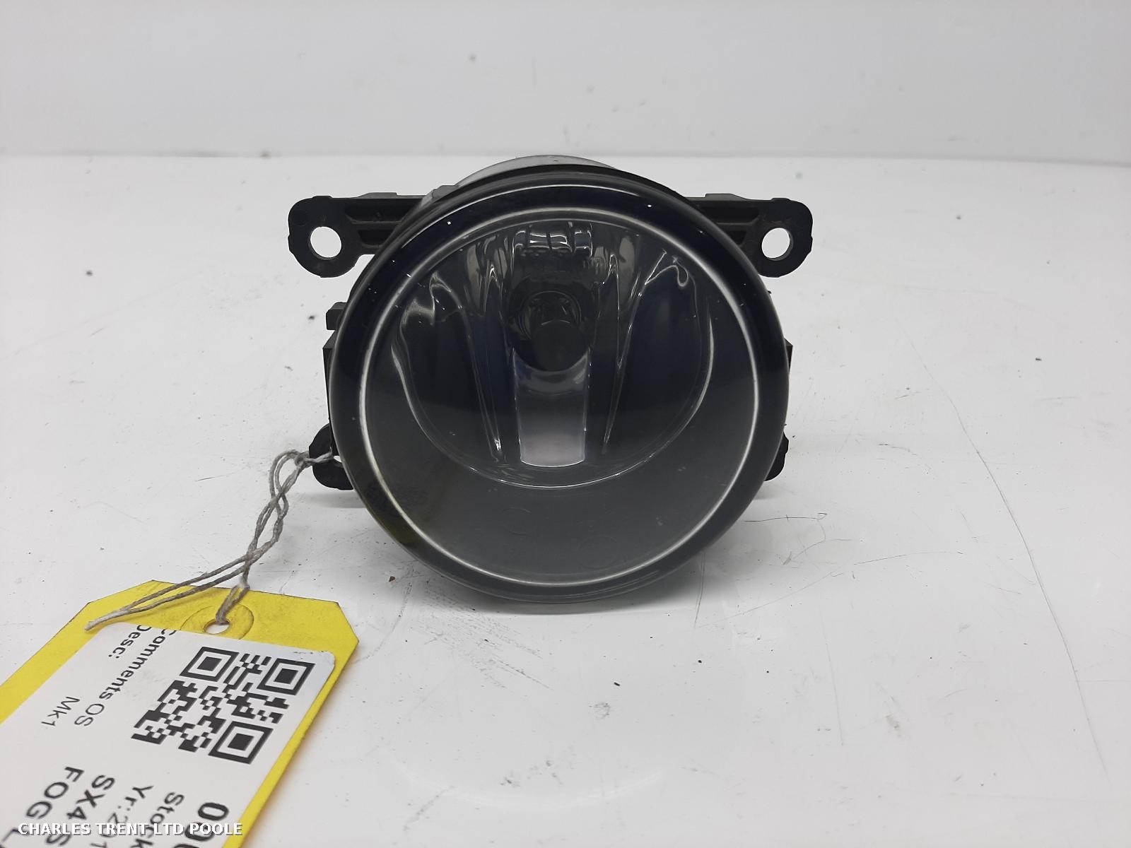 2019 - SUZUKI - SX4 S CROSS - FOG LIGHT / FOG LAMP