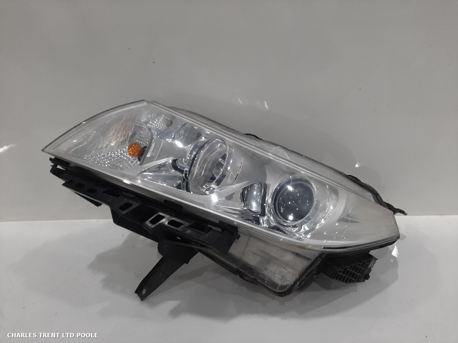 2018 - SUZUKI - VITARA - HEADLIGHT / HEADLAMP (LEFT / PASSENGER SIDE)