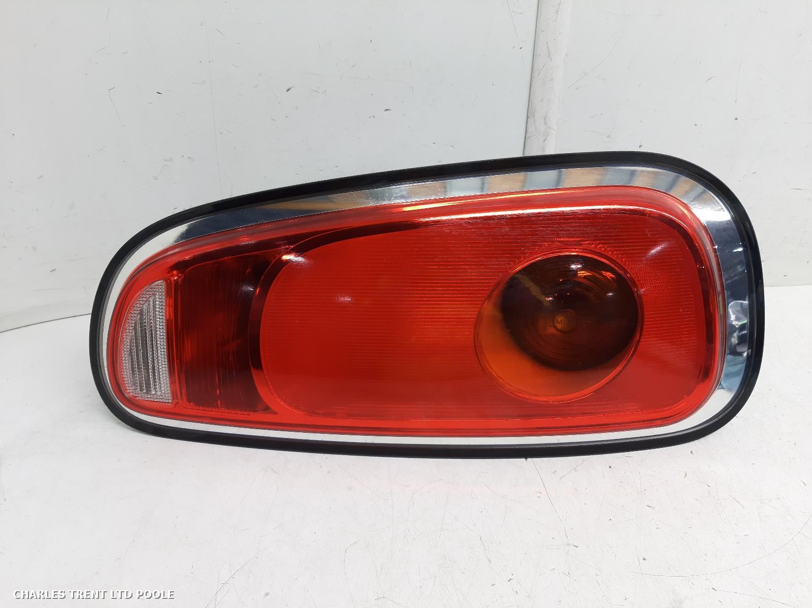 2019 - MINI (BMW) - CLUBMAN - TAIL LIGHT / REAR LIGHT (RIGHT / DRIVER SIDE)