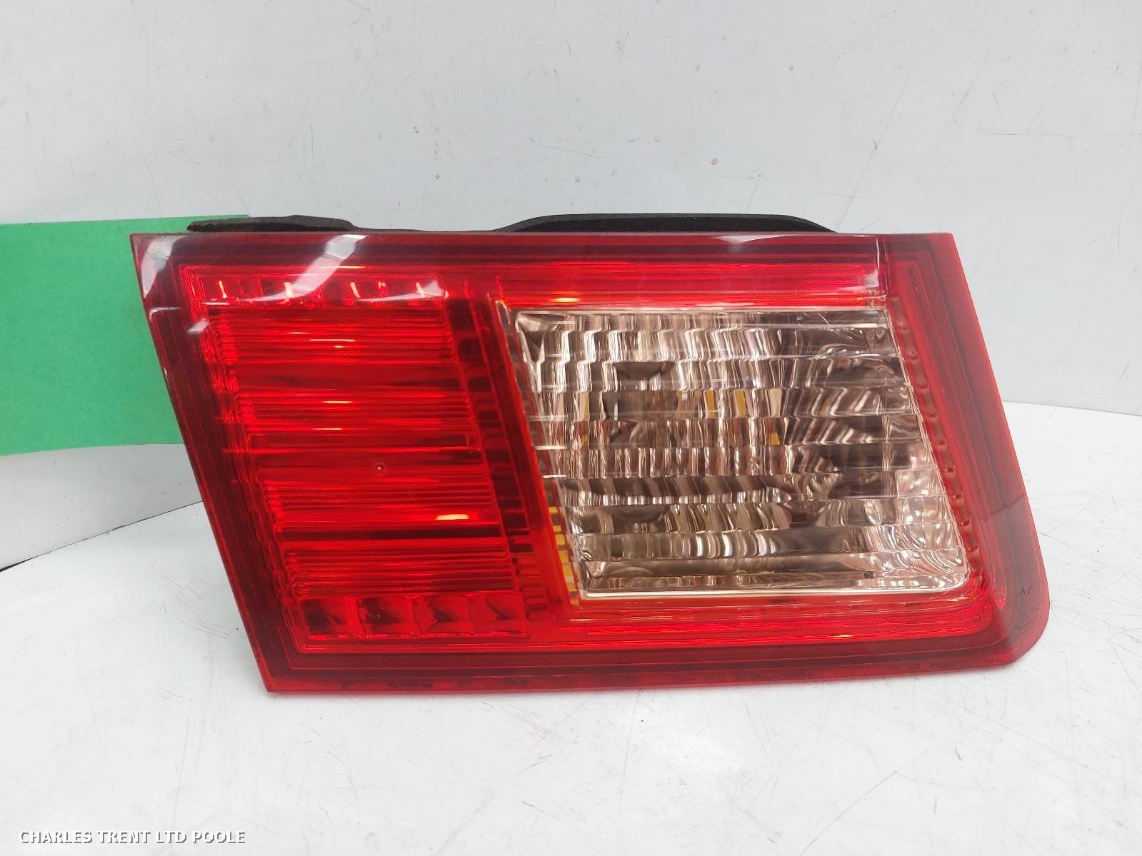 2013 - HONDA - ACCORD - TAIL LIGHT / REAR LIGHT (LEFT / PASSENGER SIDE)