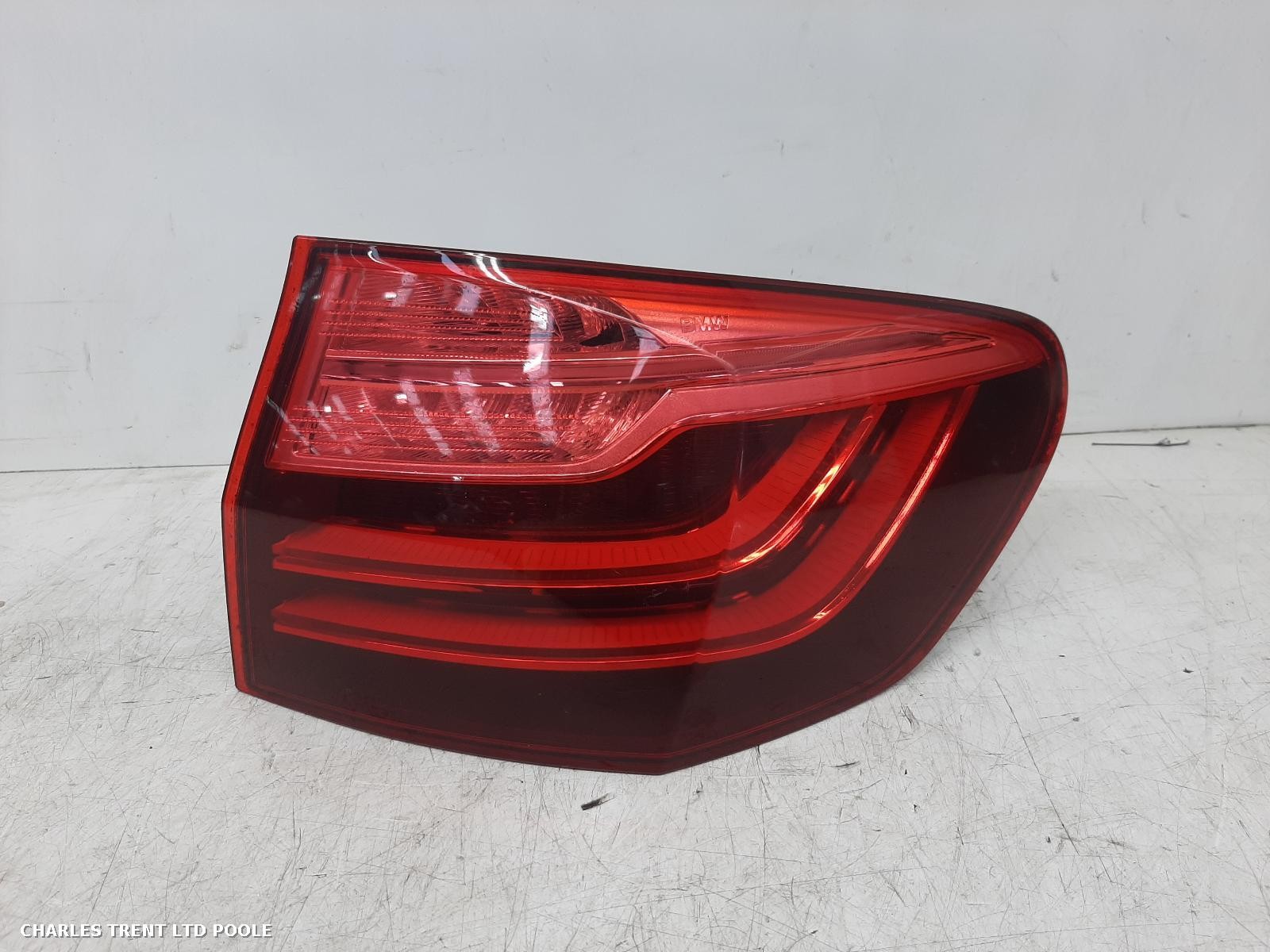 2015 - BMW - 5 SERIES - TAIL LIGHT / REAR LIGHT (RIGHT / DRIVER SIDE)