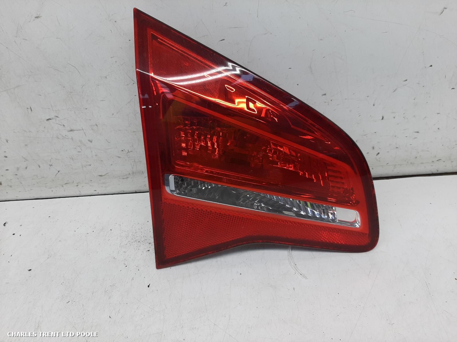 2010 - VAUXHALL - MERIVA - TAIL LIGHT / REAR LIGHT (LEFT / PASSENGER SIDE)