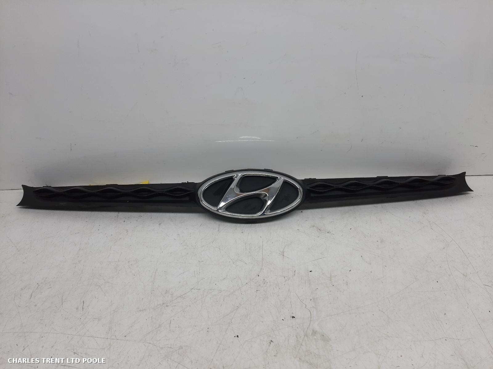 2014 - HYUNDAI - I10 - GRILLE