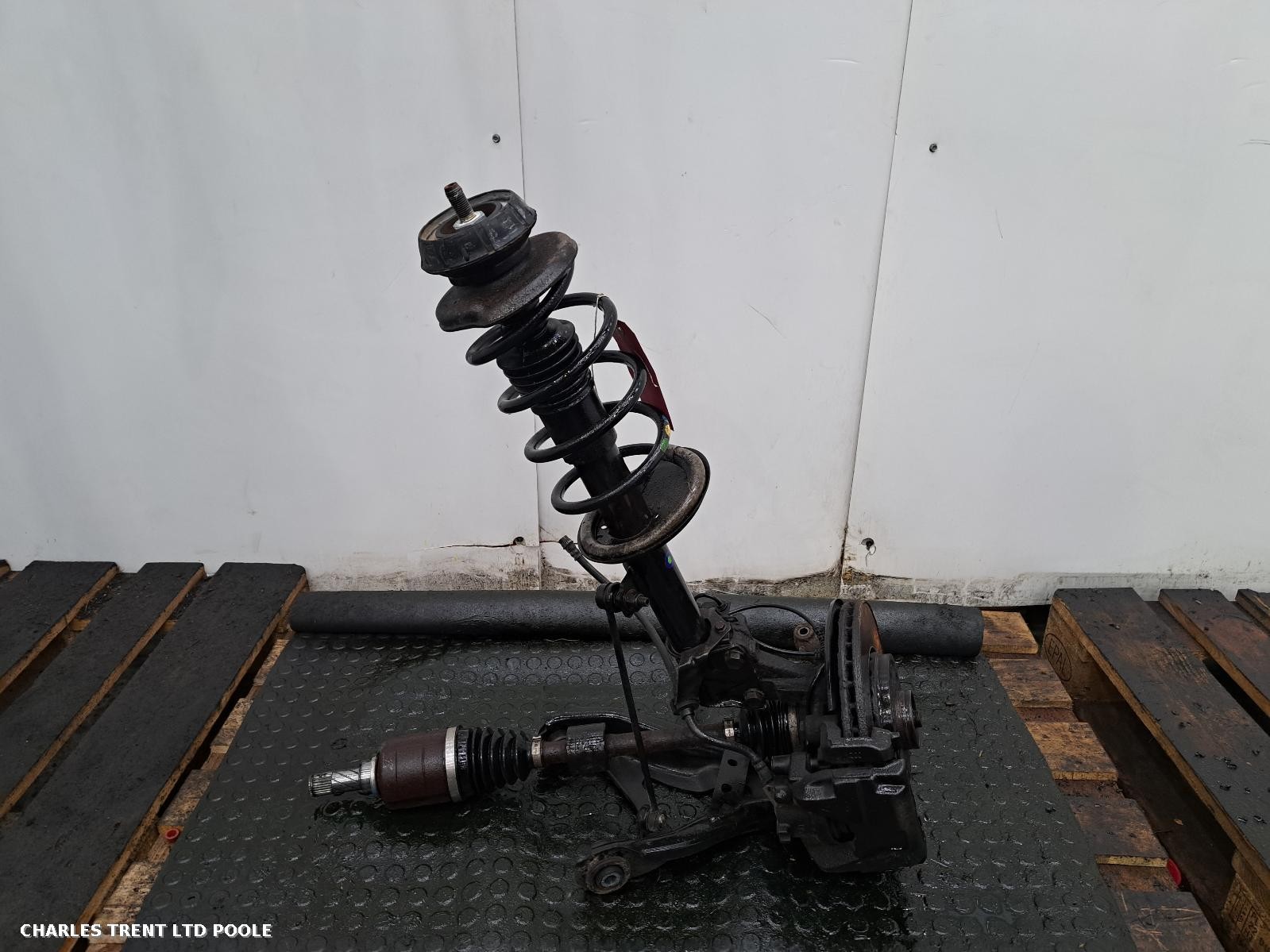 2018 - DACIA - DUSTER - COMPLETE SUSPENSION (FRONT - LEFT / PASSENGER SIDE)