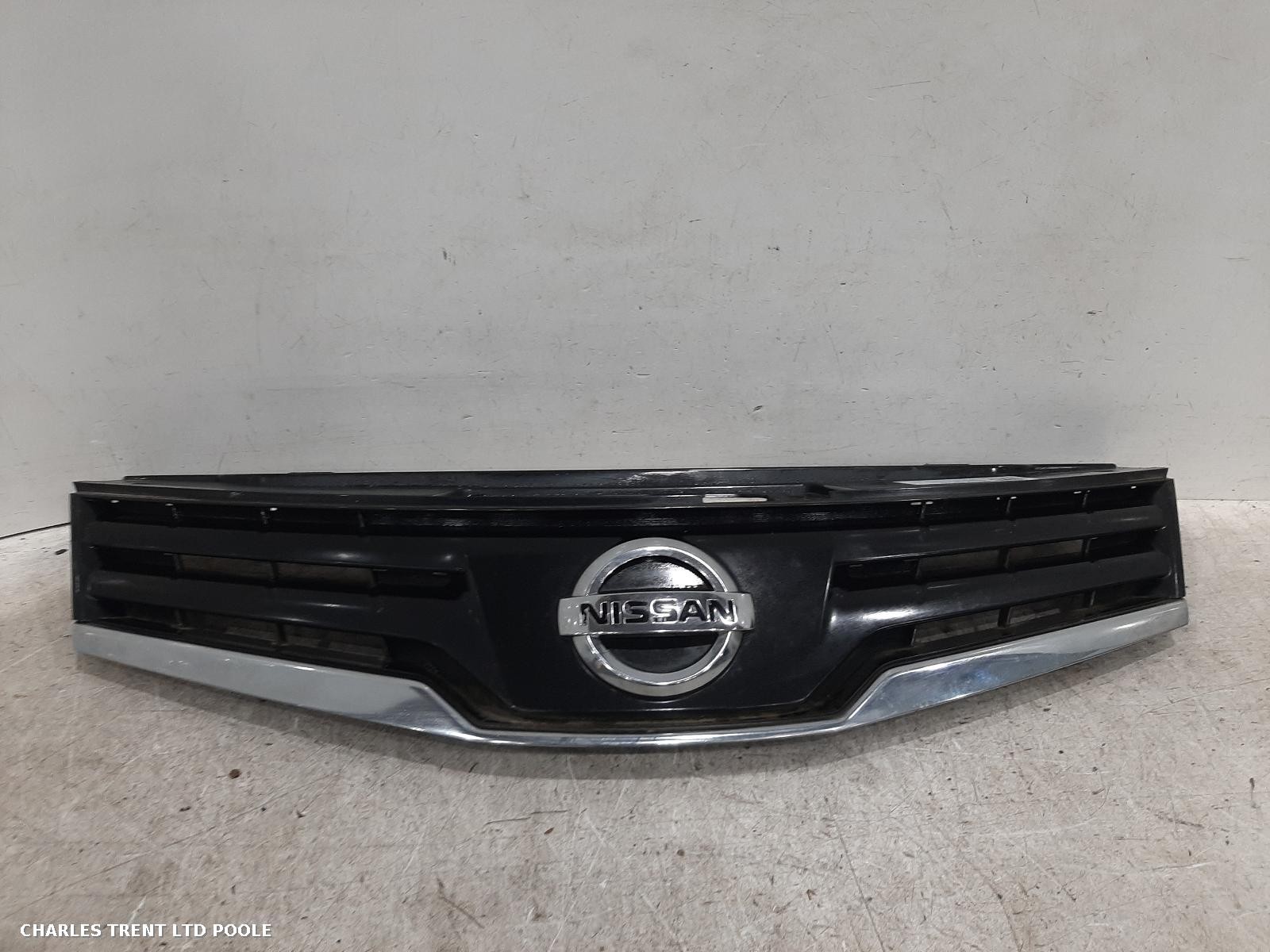 2013 - NISSAN - NOTE - GRILLE