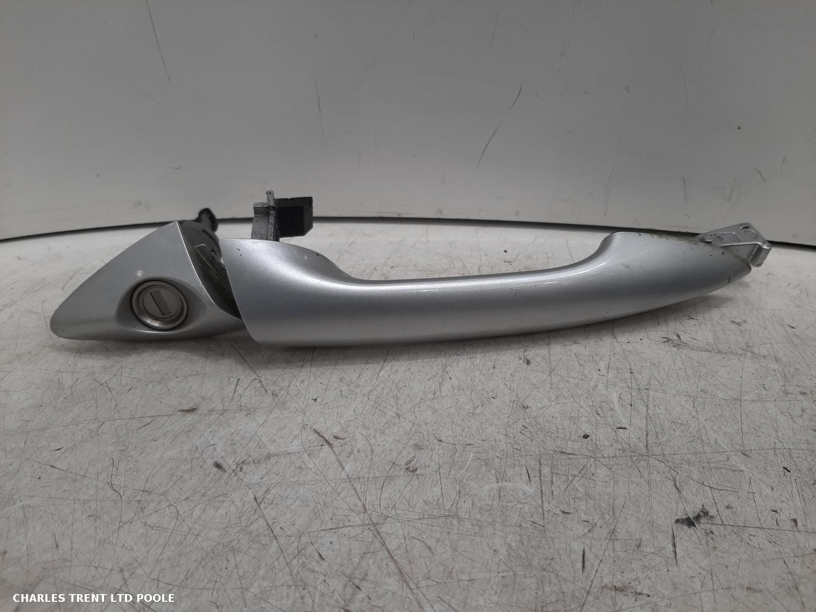 2014 - HYUNDAI - I30 - DOOR HANDLE