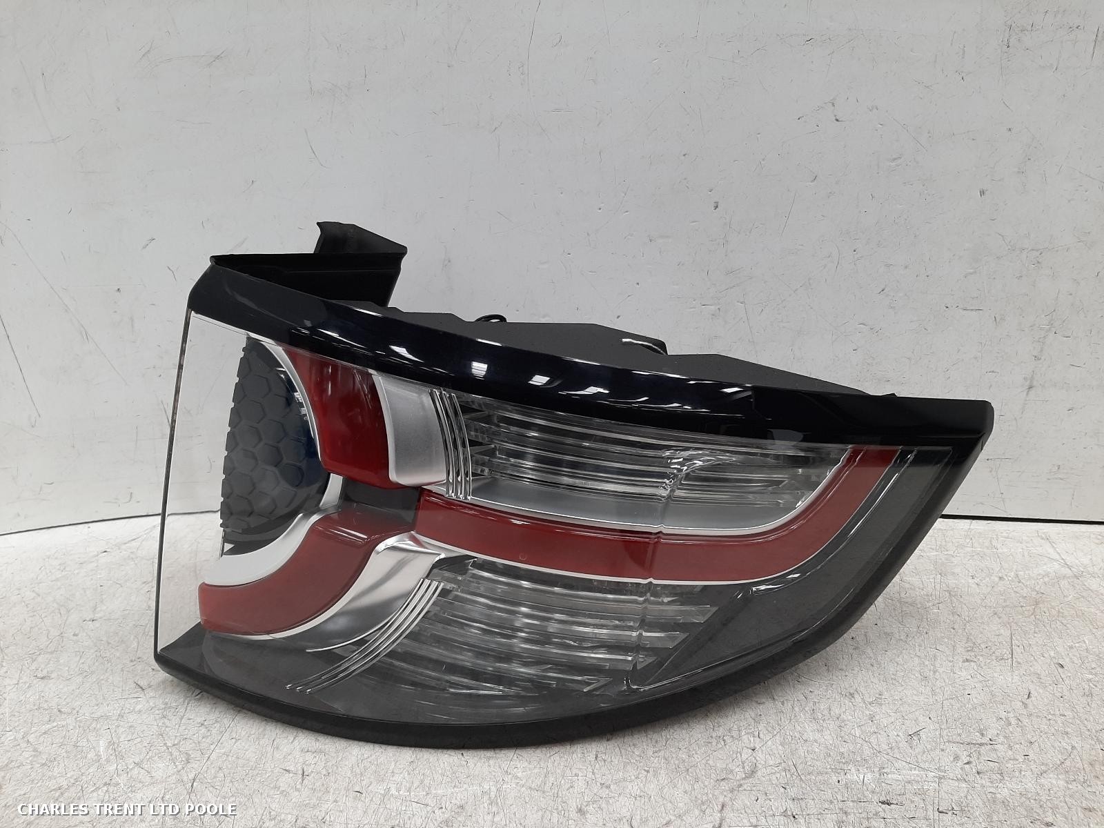 2015 - LAND ROVER - DISCOVERY SPORT - TAIL LIGHT / REAR LIGHT (RIGHT / DRIVER SIDE)