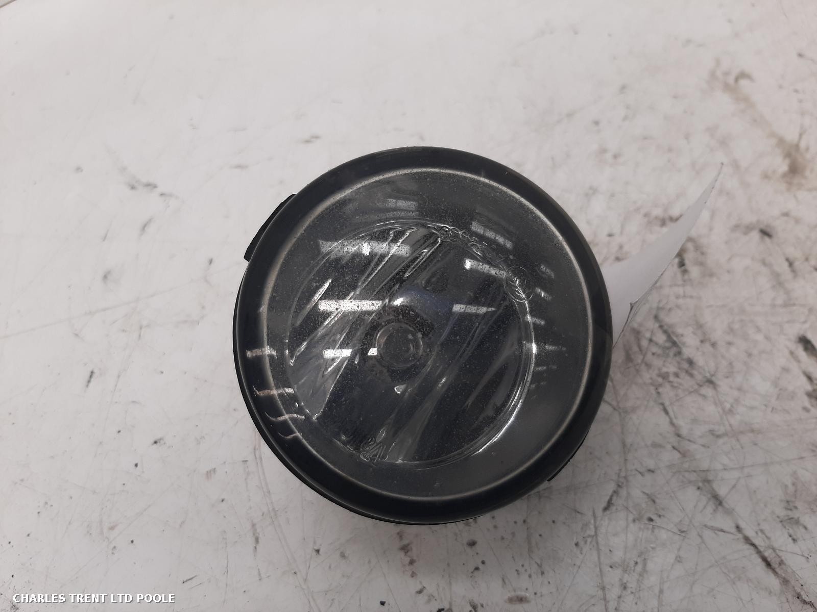 2016 - NISSAN - QASHQAI - FOG LIGHT / FOG LAMP