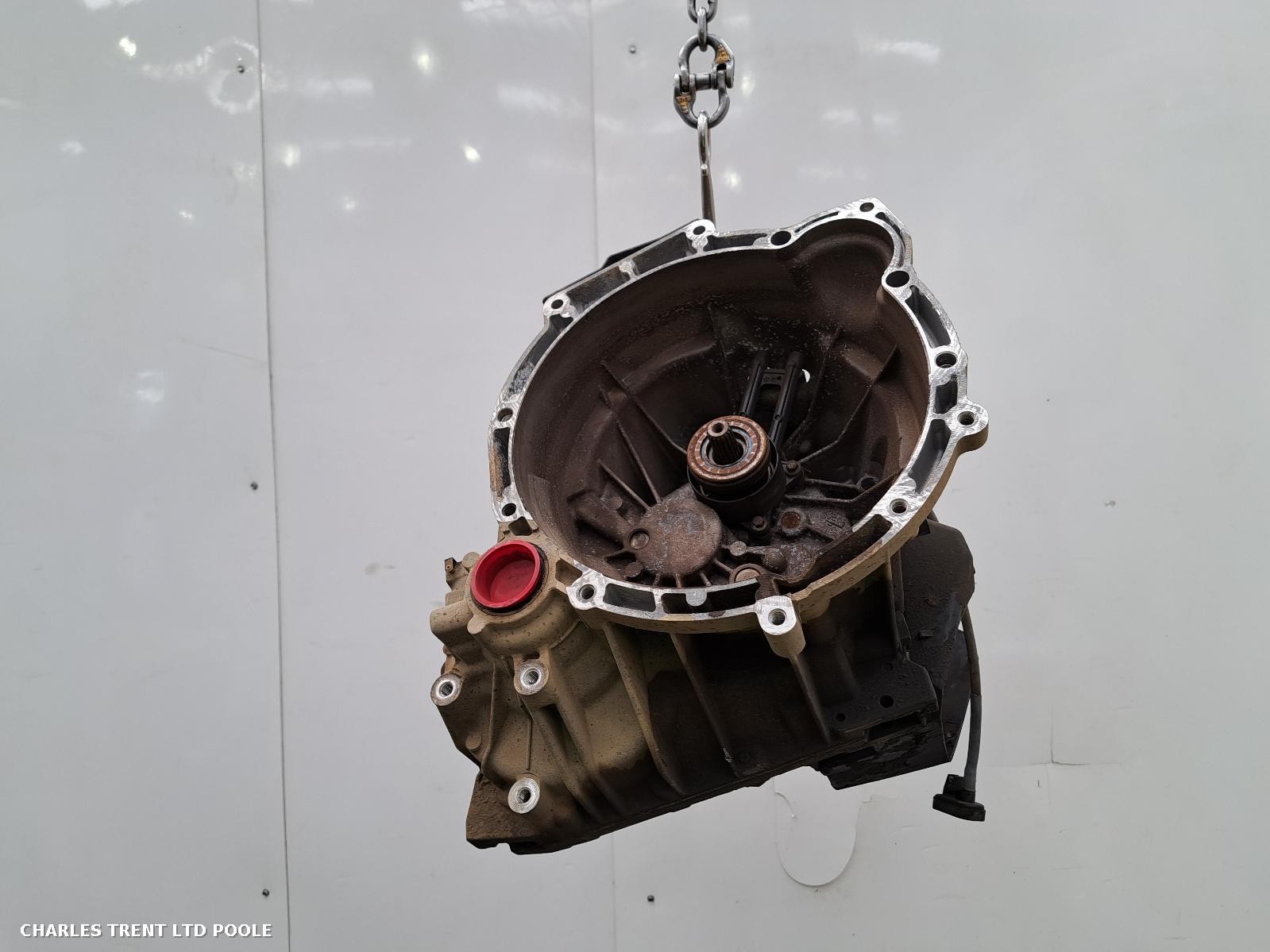 2011 - FORD - FIESTA - GEARBOX / TRANSMISSION