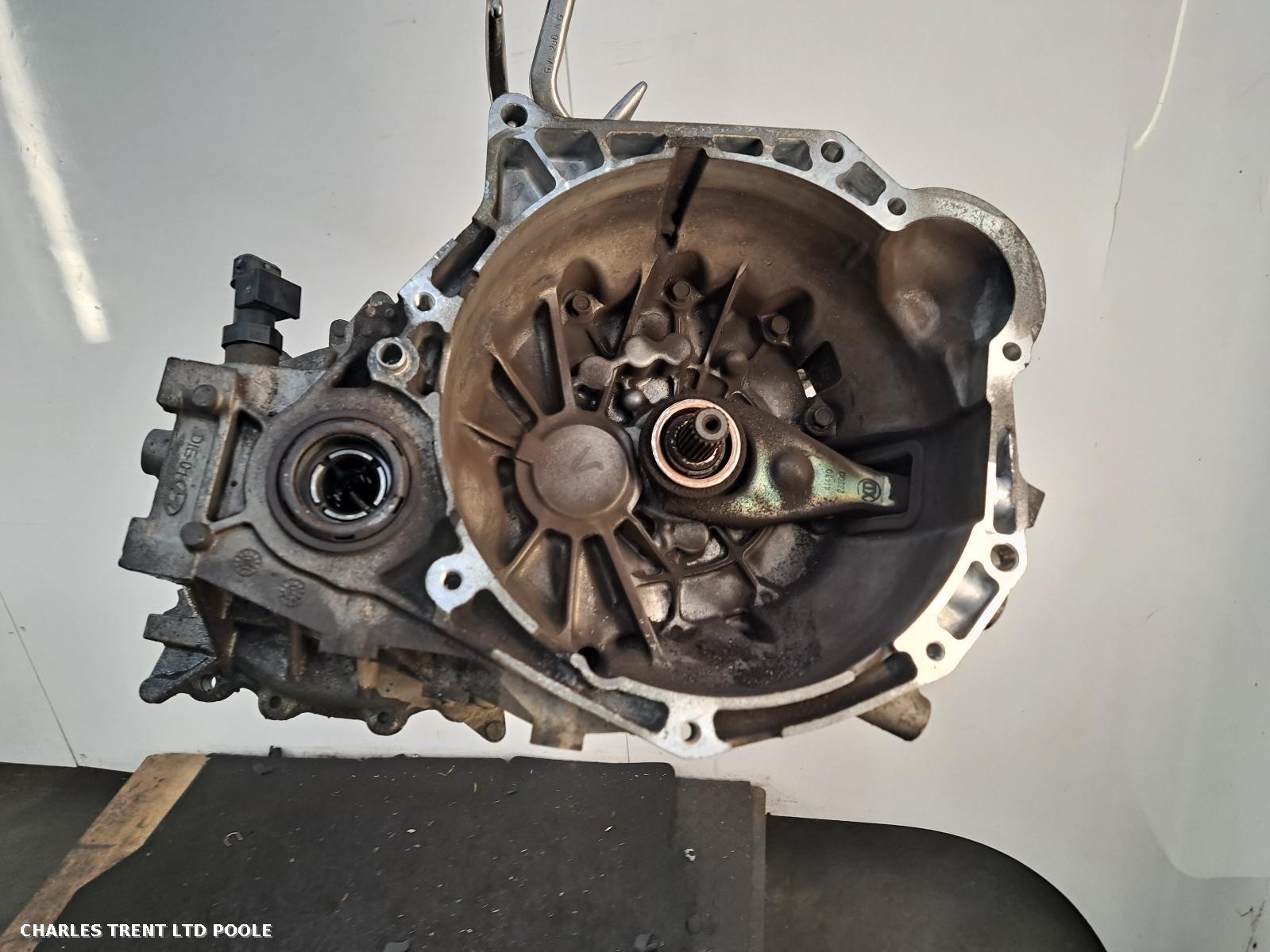 2009 - HYUNDAI - I20 - GEARBOX / TRANSMISSION