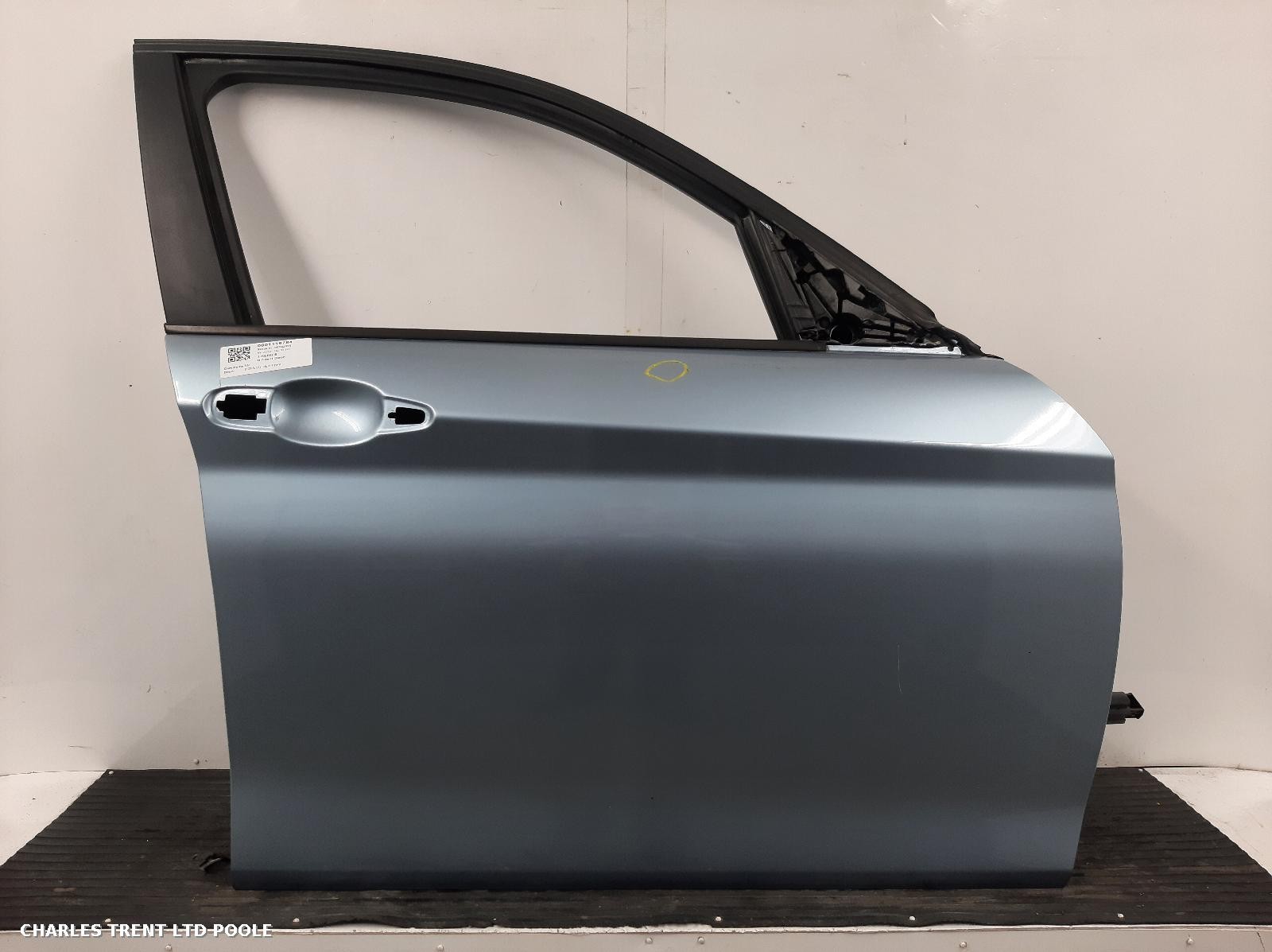 2012 - BMW - 1 SERIES - DOOR (FRONT - RIGHT / DRIVER SIDE)