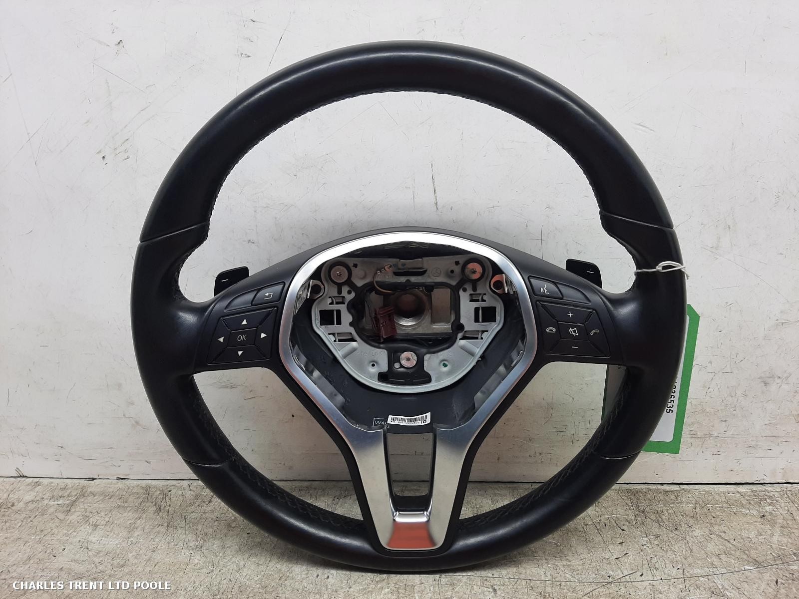 2014 - MERCEDES - B CLASS - STEERING WHEEL