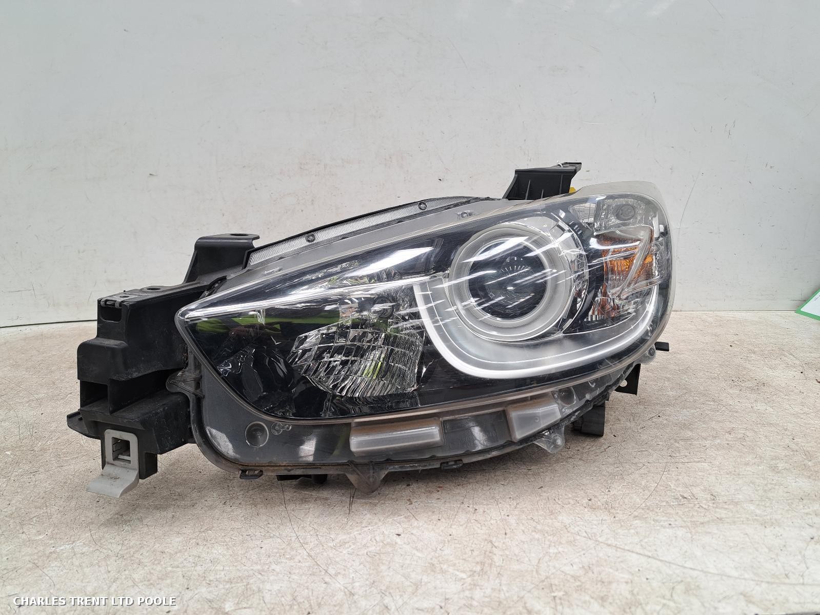 2013 - MAZDA - CX-5 - HEADLIGHT / HEADLAMP (LEFT / PASSENGER SIDE)