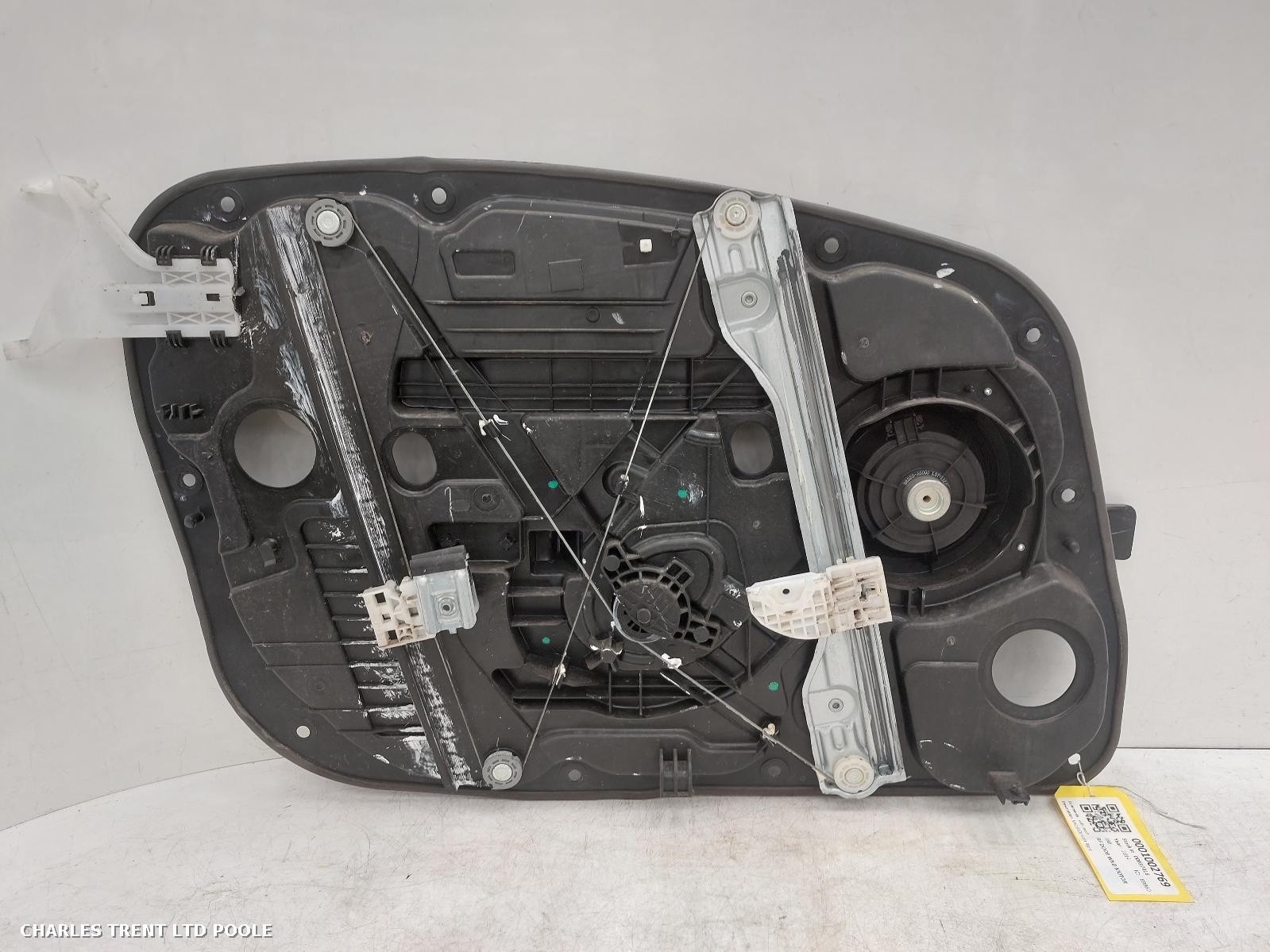 2014 - HYUNDAI - I30 - WINDOW MOTOR (FRONT - RIGHT / DRIVER SIDE)