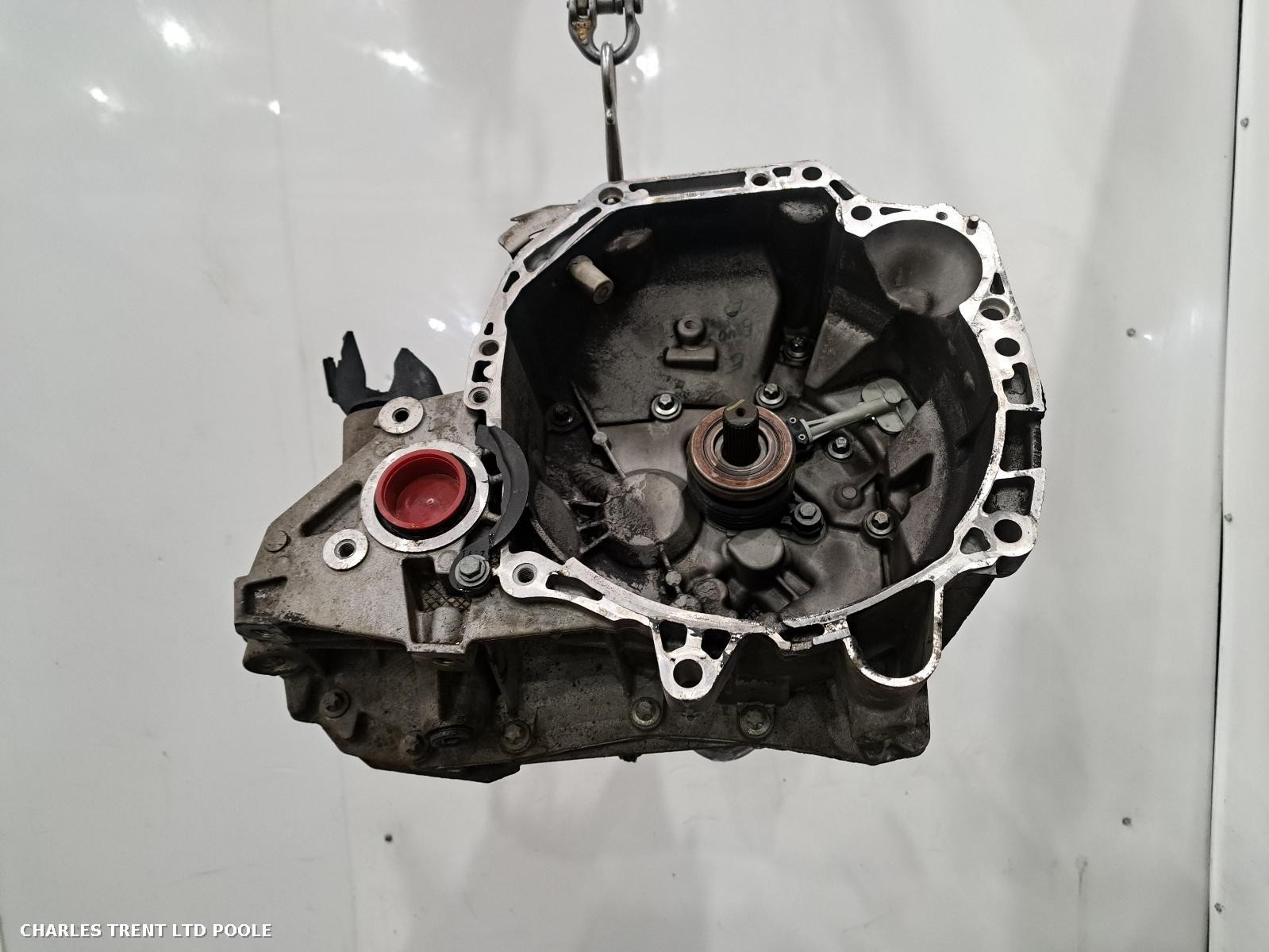 2017 - DACIA - SANDERO - GEARBOX / TRANSMISSION