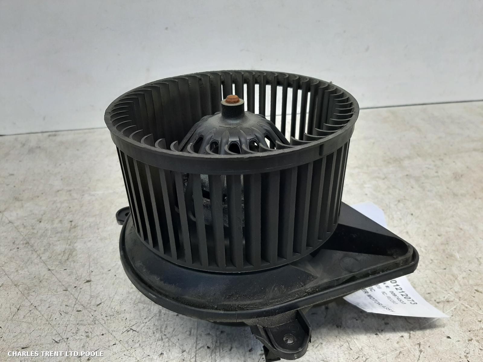 2008 - RENAULT - TRAFIC - HEATER MOTOR