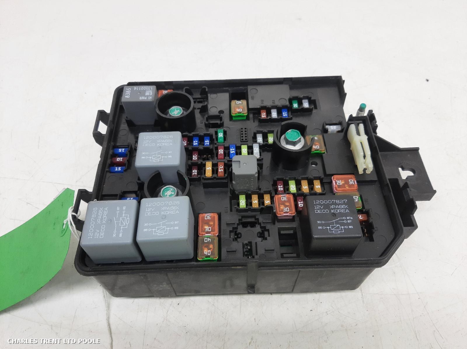 2015 - VAUXHALL - MOKKA - FUSE BOX