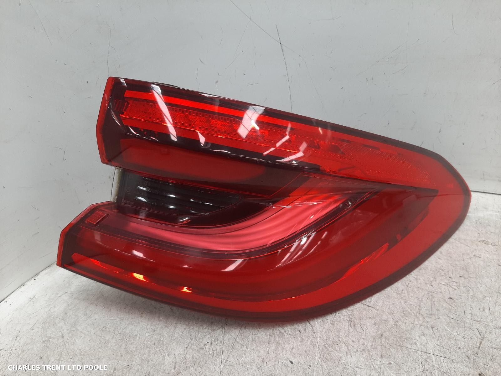 2017 - BMW - 6 SERIES GRAN TURISMO (GT) - TAIL LIGHT / REAR LIGHT (RIGHT / DRIVER SIDE)