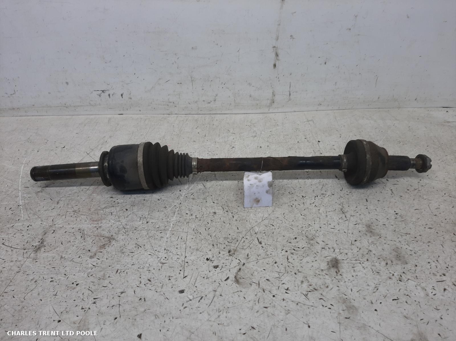 2019 - LAND ROVER - RANGE ROVER SPORT - DRIVESHAFT (LEFT / PASSENGER SIDE)