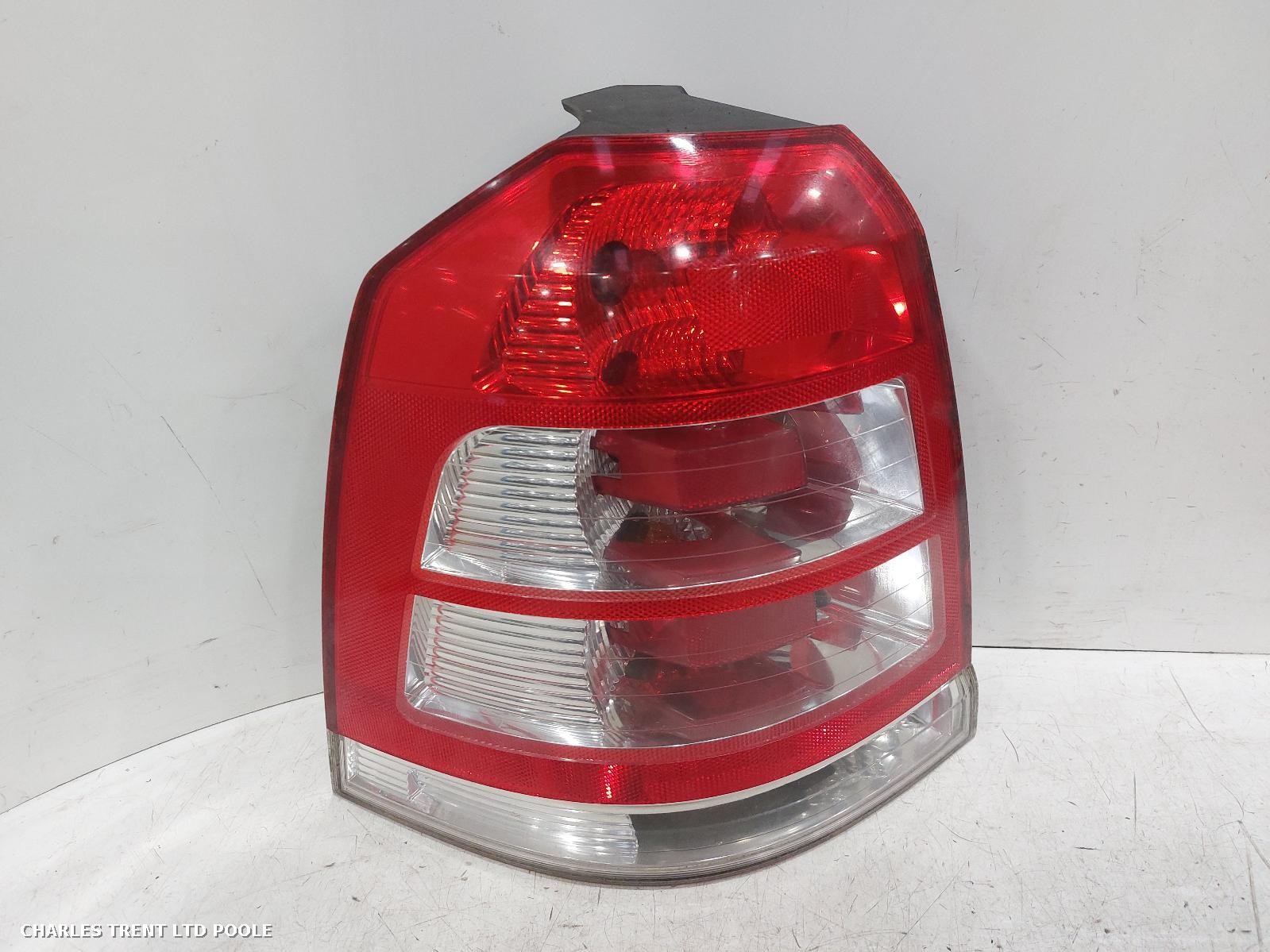 2009 - VAUXHALL - ZAFIRA - TAIL LIGHT / REAR LIGHT (LEFT / PASSENGER SIDE)