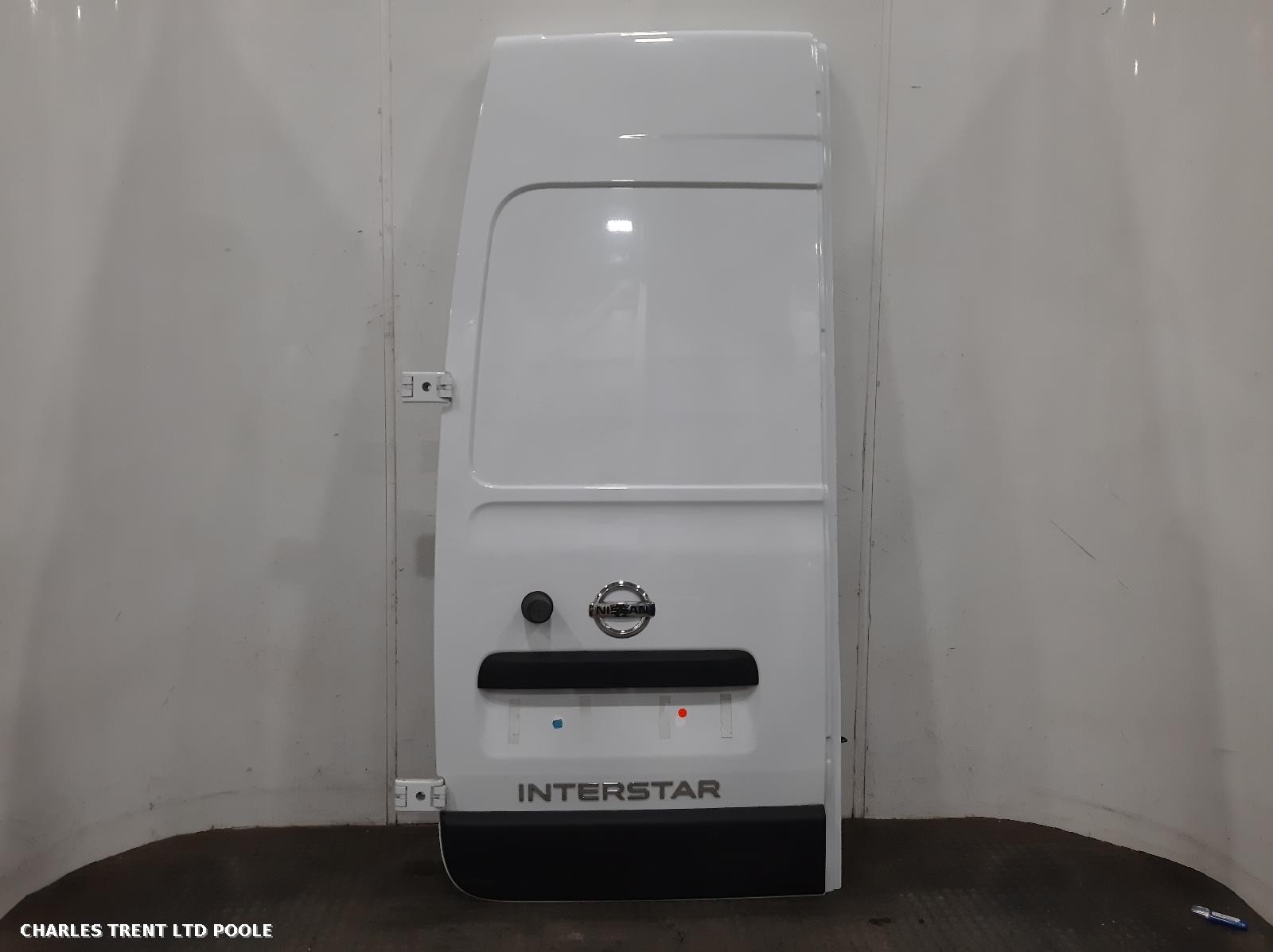 2022 - NISSAN - NV400 - DOOR (REAR - LEFT / PASSENGER SIDE)