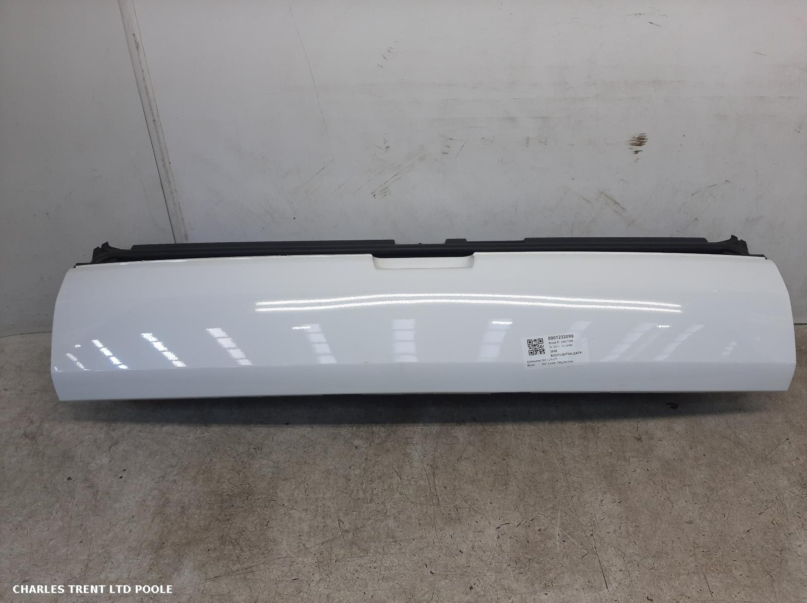 2014 - PEUGEOT - 3008 - BOOT LID / TAILGATE