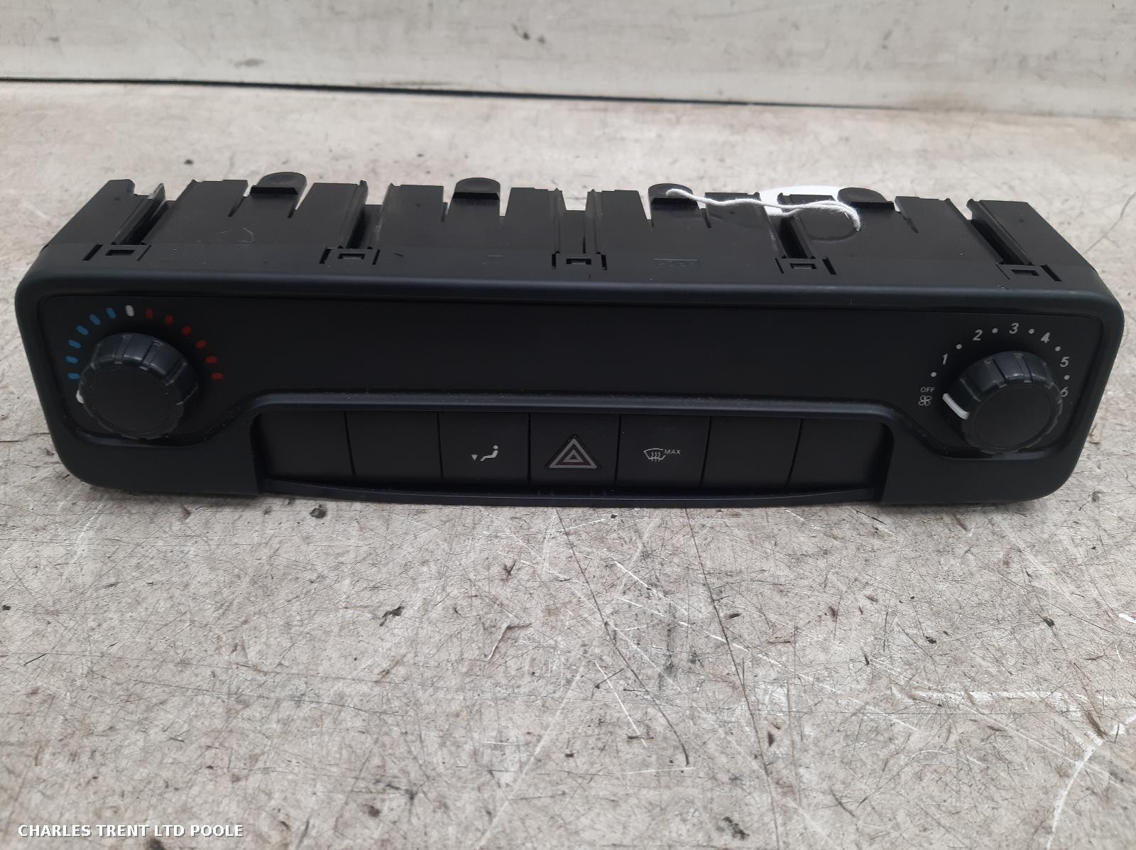 2019 - MERCEDES - SPRINTER - HEAT_AC_CONTROLLER