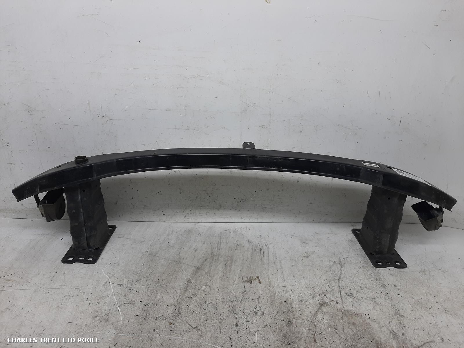 2015 - BMW - X1 - BUMPER REINFORCEMENT