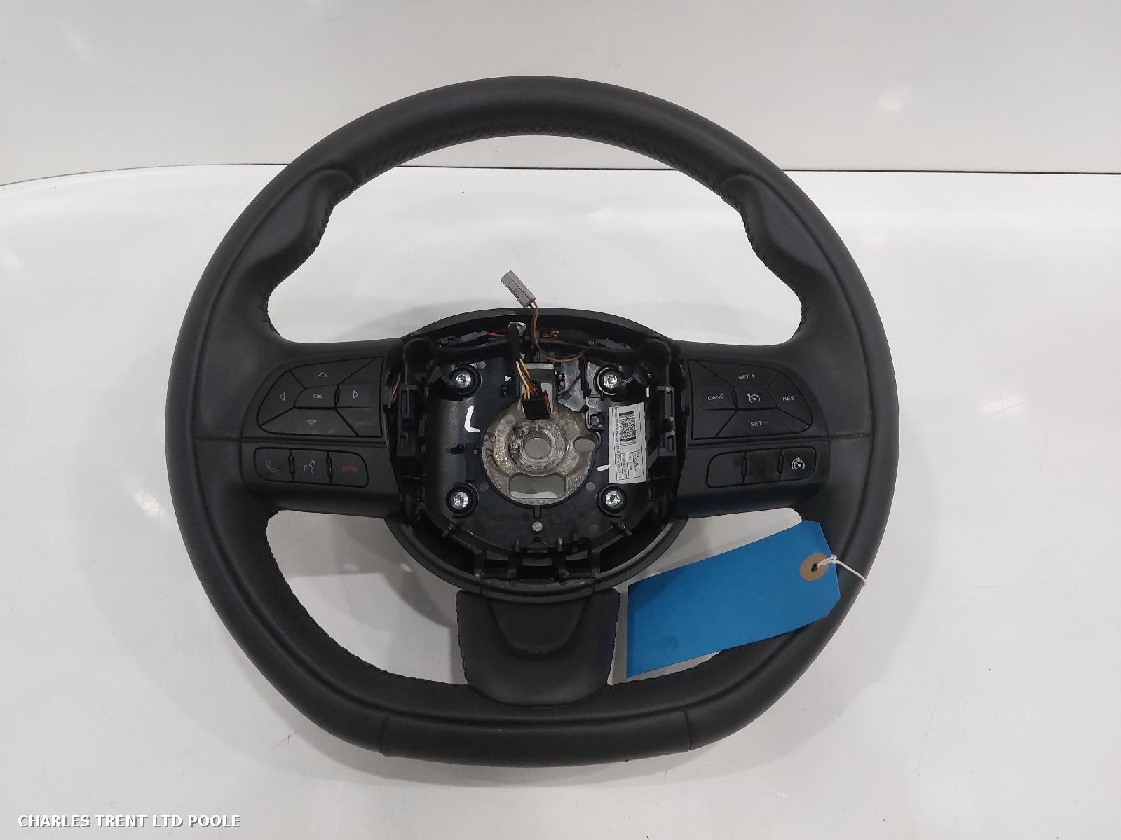 2018 - FIAT - 500X - STEERING WHEEL