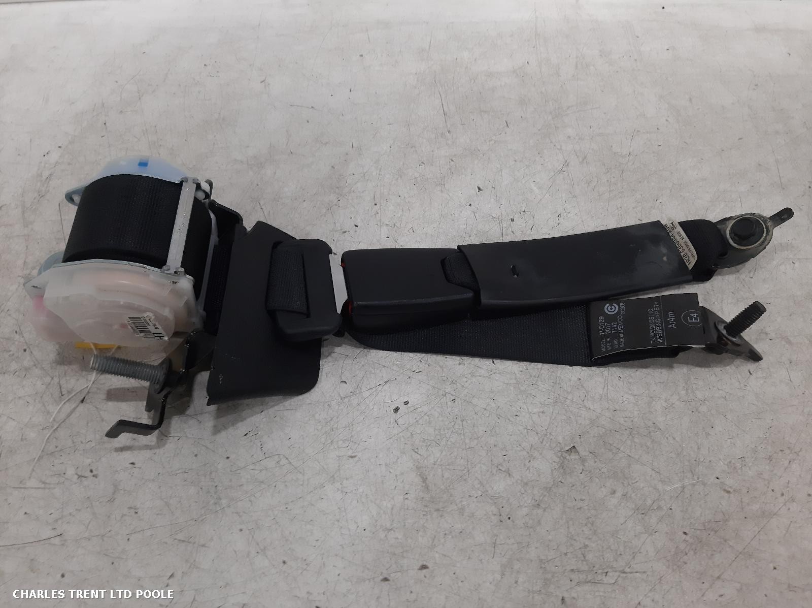 2018 - FORD - MUSTANG - SEAT BELT