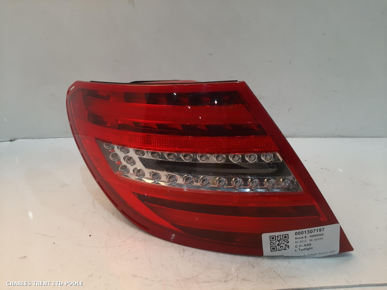 2012 - MERCEDES - C CLASS - TAIL LIGHT / REAR LIGHT (LEFT / PASSENGER SIDE)