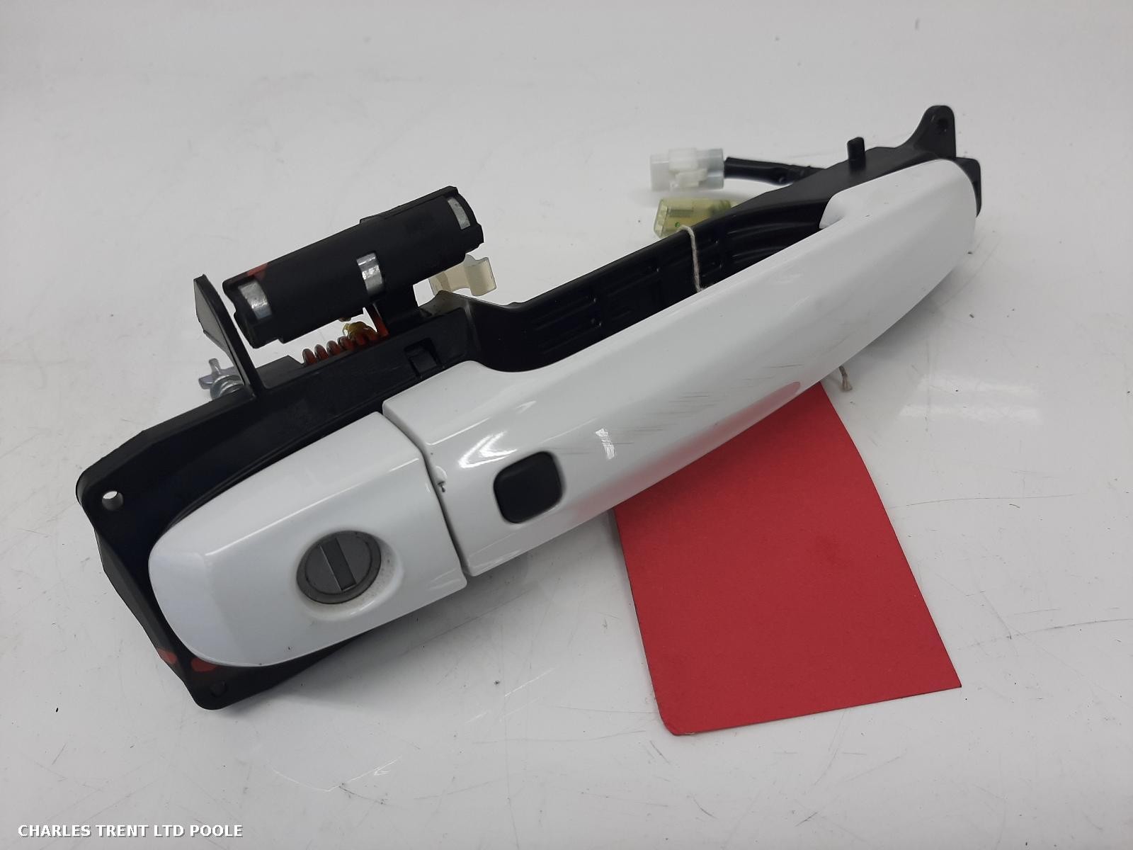 2021 - SUZUKI - SX4 S CROSS - DOOR HANDLE