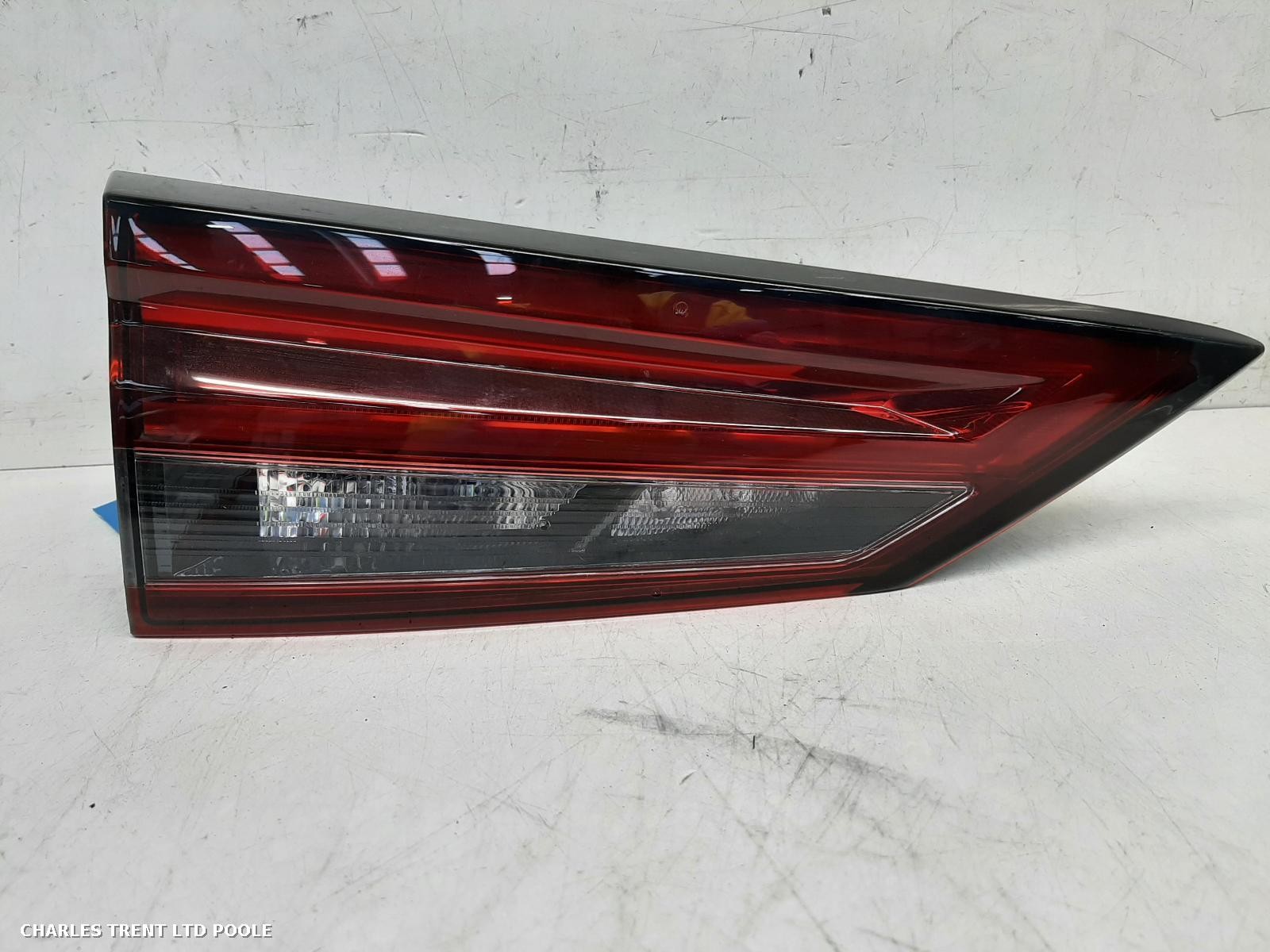 2022 - NISSAN - QASHQAI - TAIL LIGHT / REAR LIGHT (LEFT / PASSENGER SIDE)