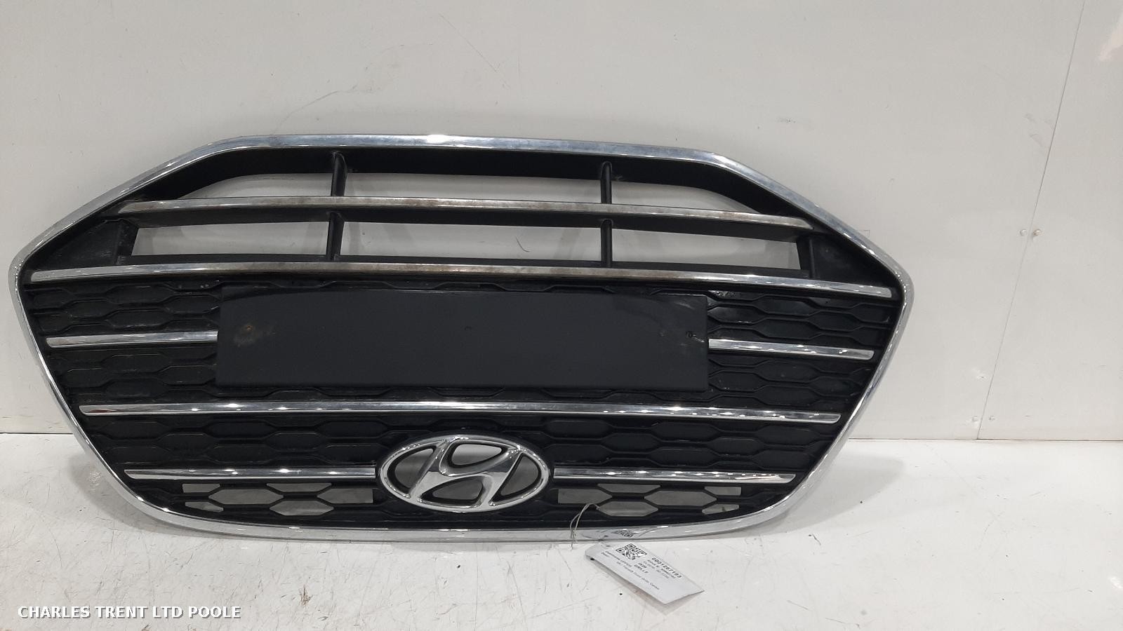 2016 - HYUNDAI - IX20 - GRILLE