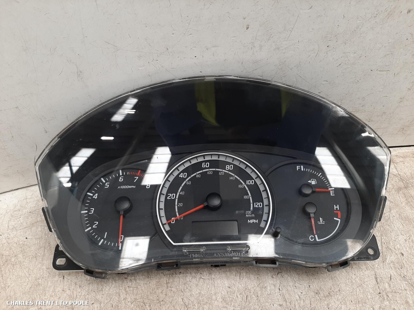 2005 - SUZUKI - SWIFT - SPEEDOMETER