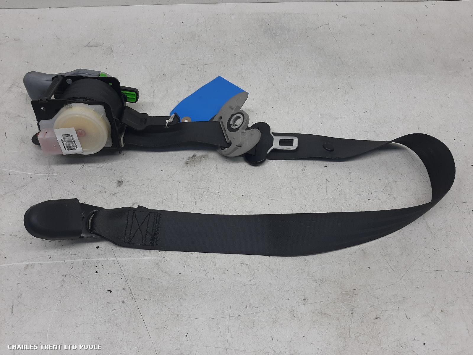 2010 - KIA - SOUL - SEAT BELT