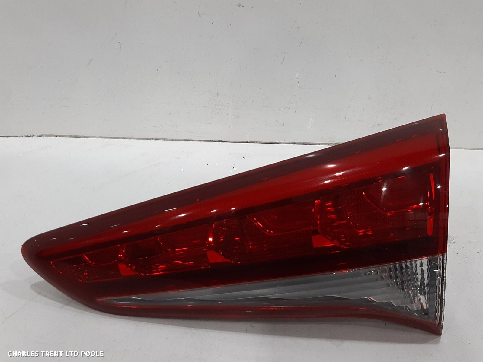 2016 - HYUNDAI - TUCSON - TAIL LIGHT / REAR LIGHT (RIGHT / DRIVER SIDE)